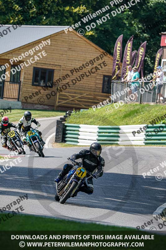 cadwell no limits trackday;cadwell park;cadwell park photographs;cadwell trackday photographs;enduro digital images;event digital images;eventdigitalimages;no limits trackdays;peter wileman photography;racing digital images;trackday digital images;trackday photos
